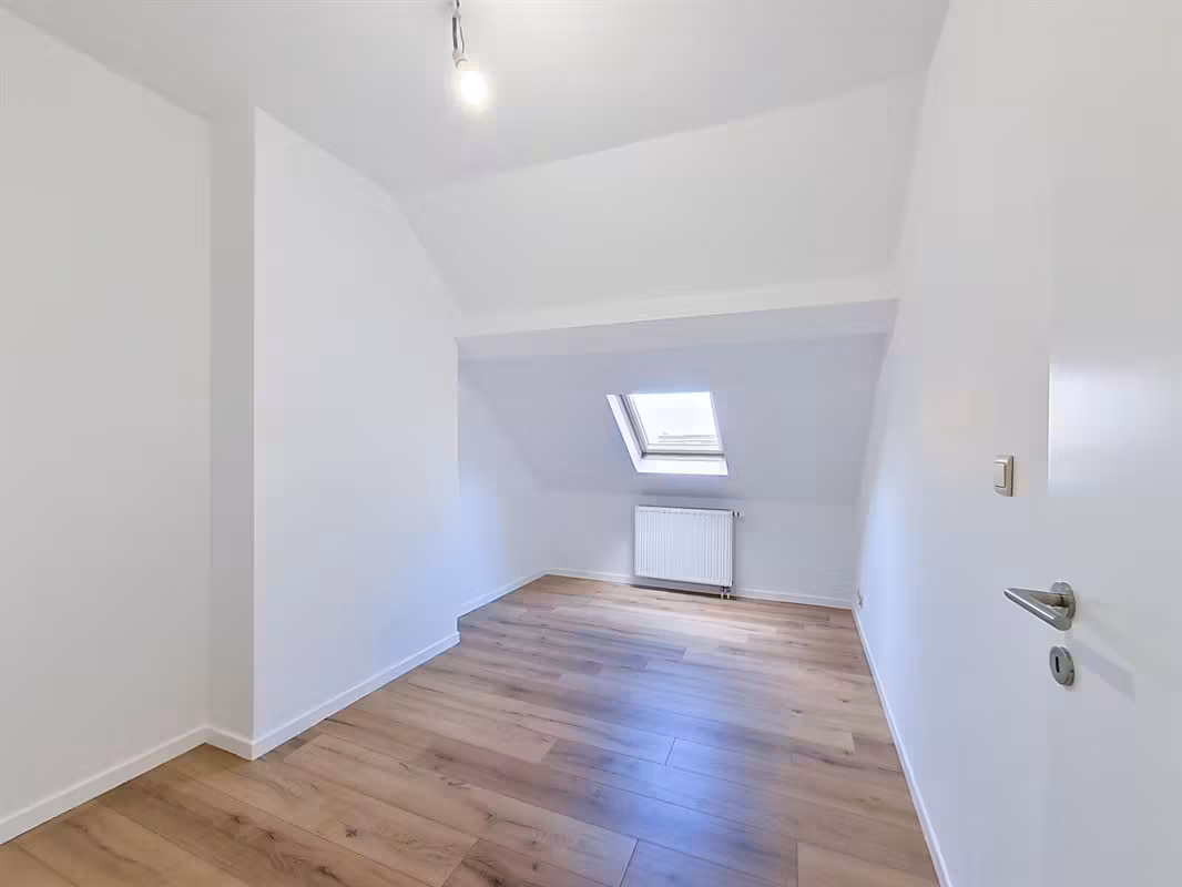 Apartment with 1 bedroom and mezzanine in Ixelles - 8