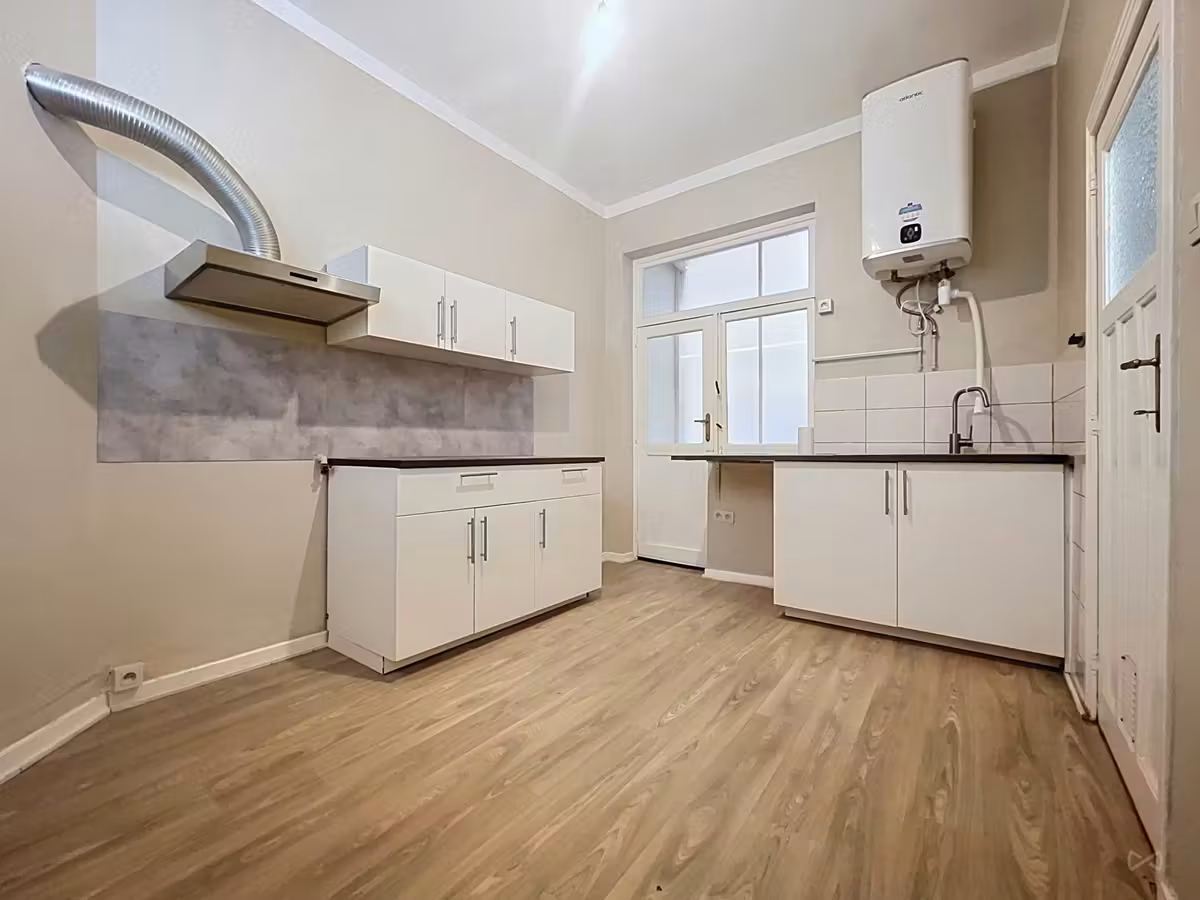 Appartement met twee slaapkamers in Molenbeek - 3