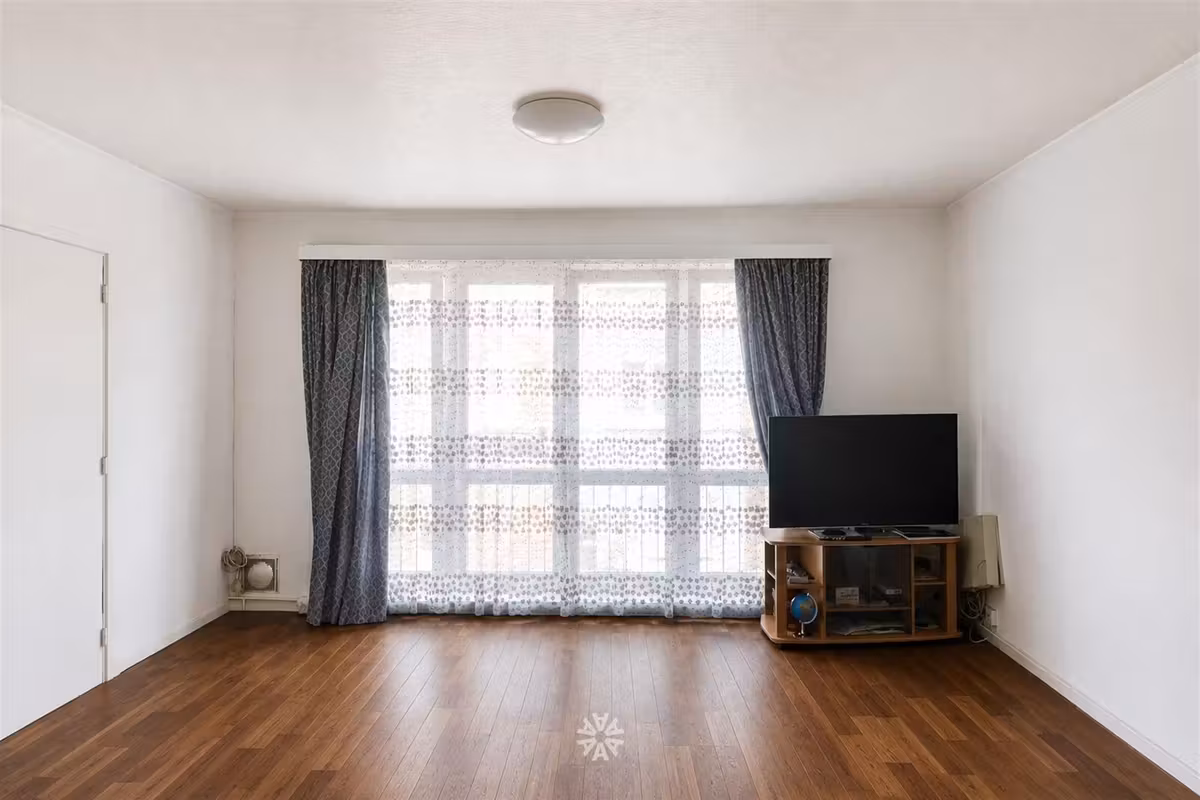 Leuk twee slaapkamer appartement met garage te huur in Wondelgem
