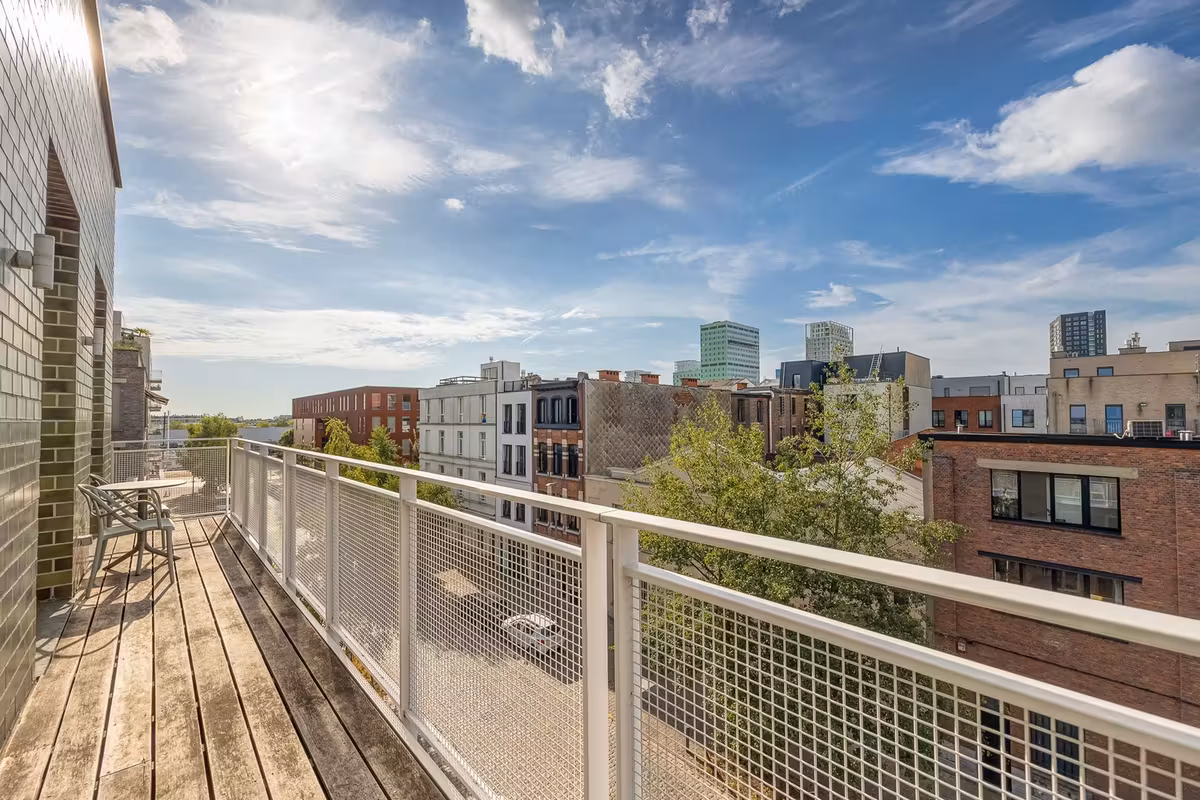 Instapklaar gemeubeld appartement met ruim terras in hartje Antwerpen - 2