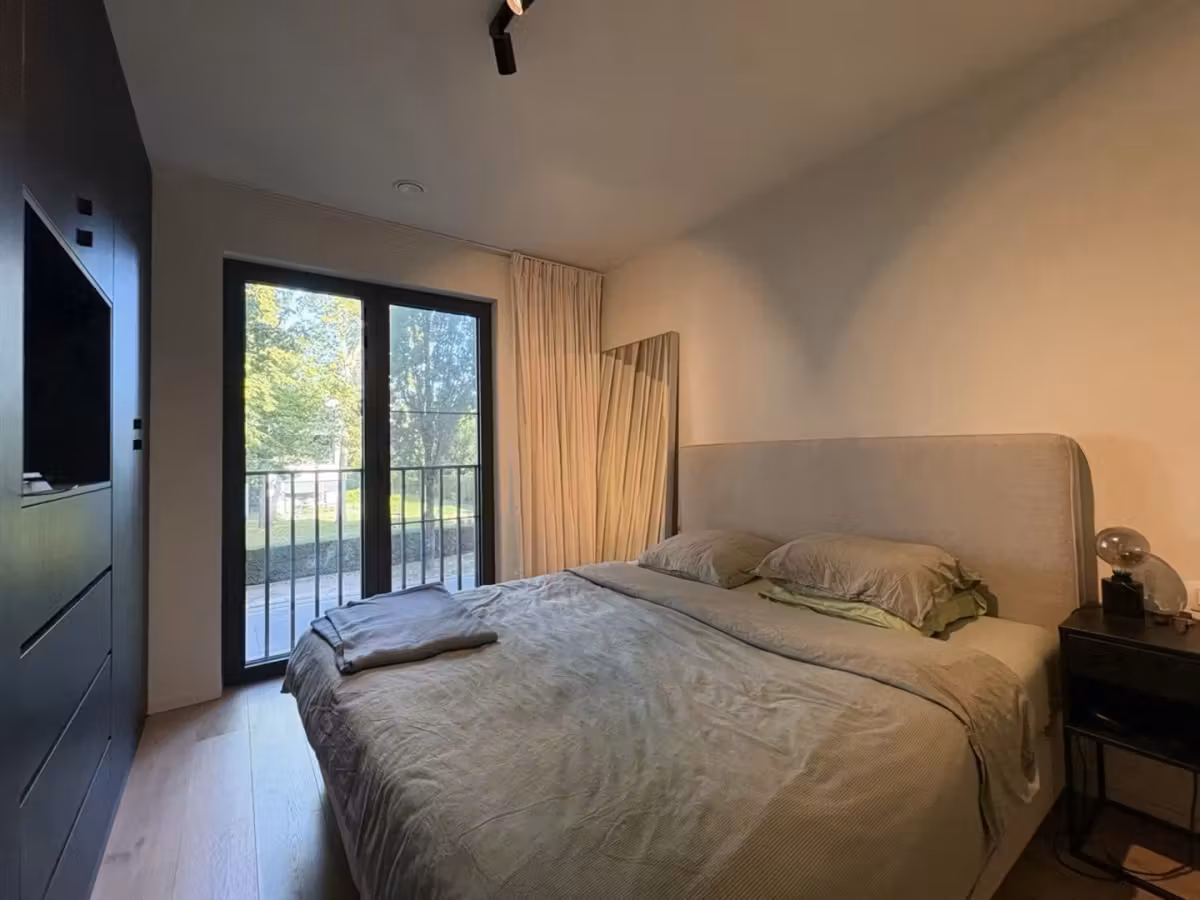 Appartement moderne à 2 chambres avec terrasse et parking - 10