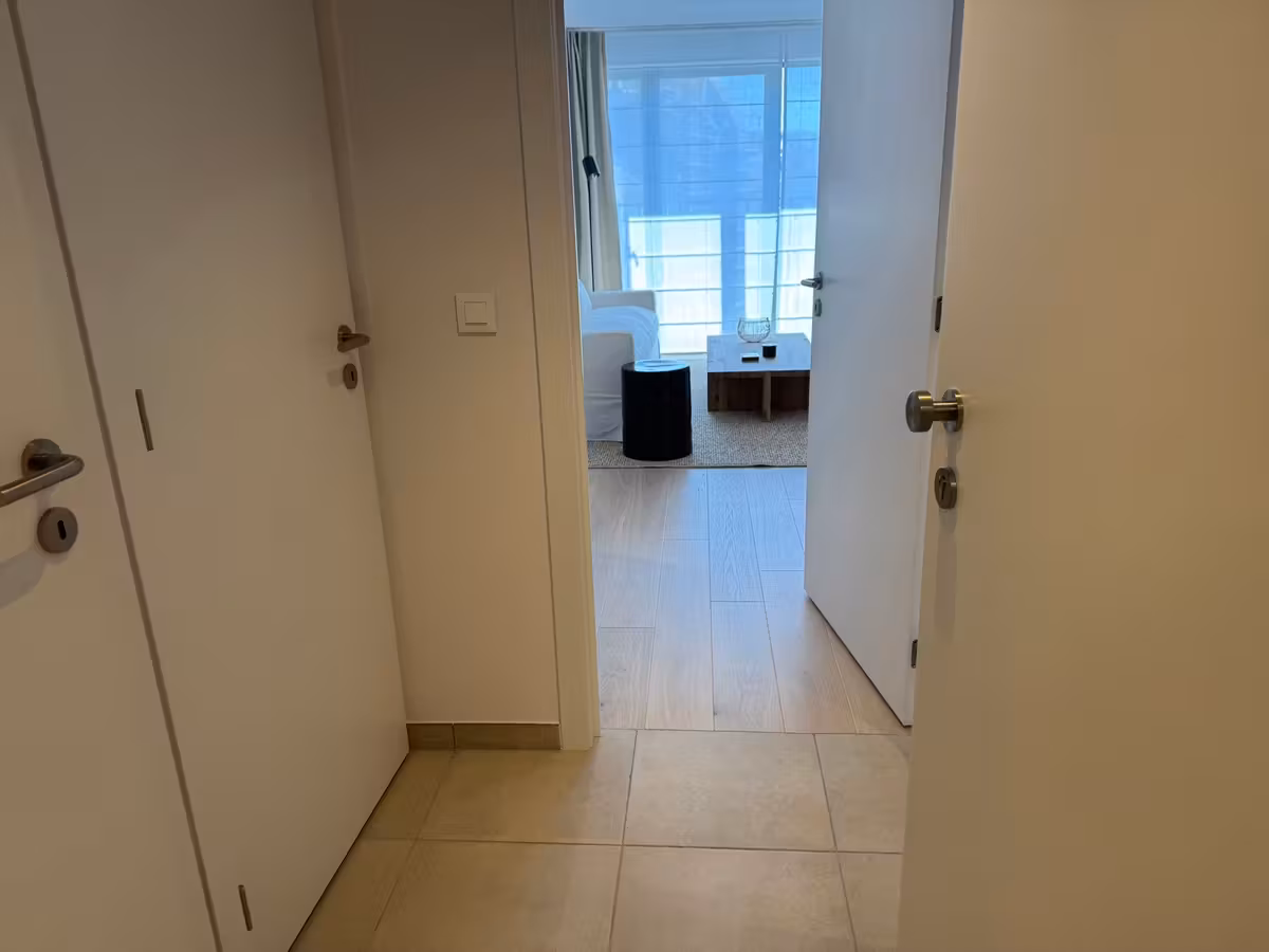 Furnished new apartment near Madou - 4