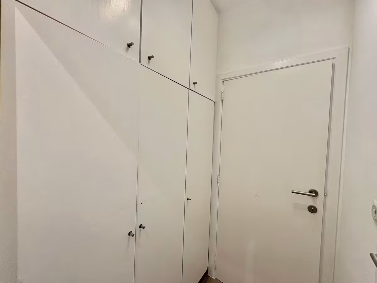 Licht Appartement Met Uitzicht Op Forest Park - 16